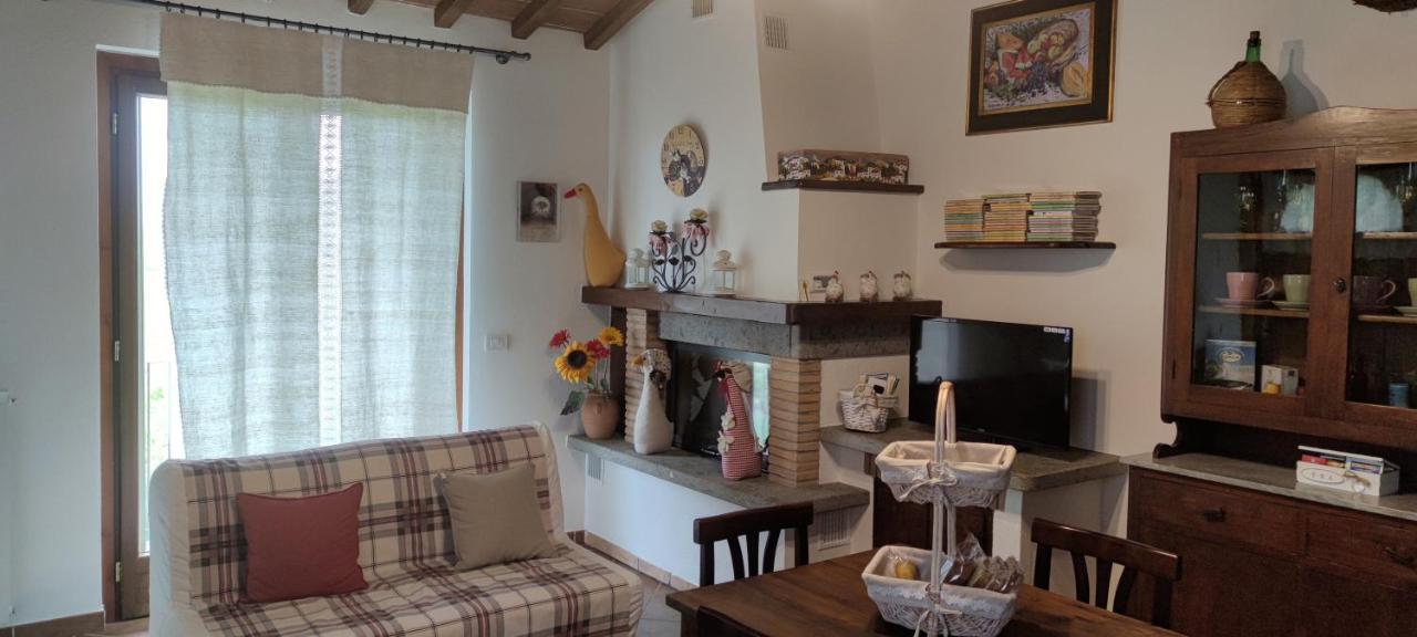 Agriturismo I Roseti Montepulciano Stazione エクステリア 写真