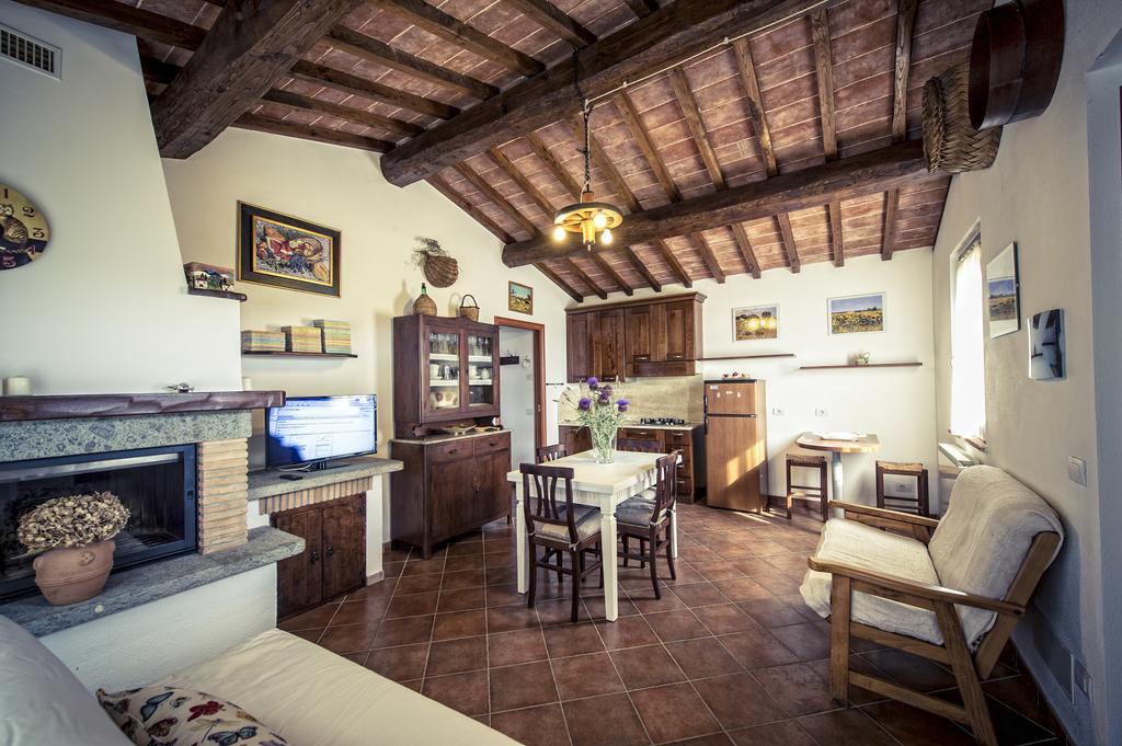 Agriturismo I Roseti Montepulciano Stazione エクステリア 写真